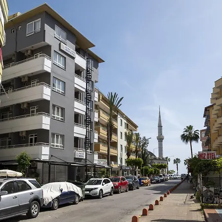 Miss Cleopatra Hotel