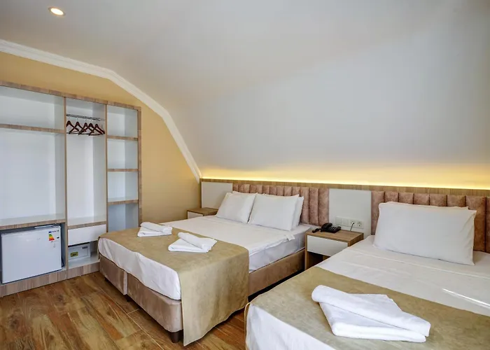 Miss Cleopatra Hotel